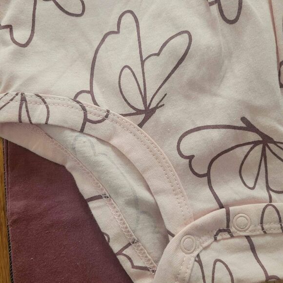 NWT 4 Outfits Carter's Girls 18 months Spring Summer - Picture 5 of 9